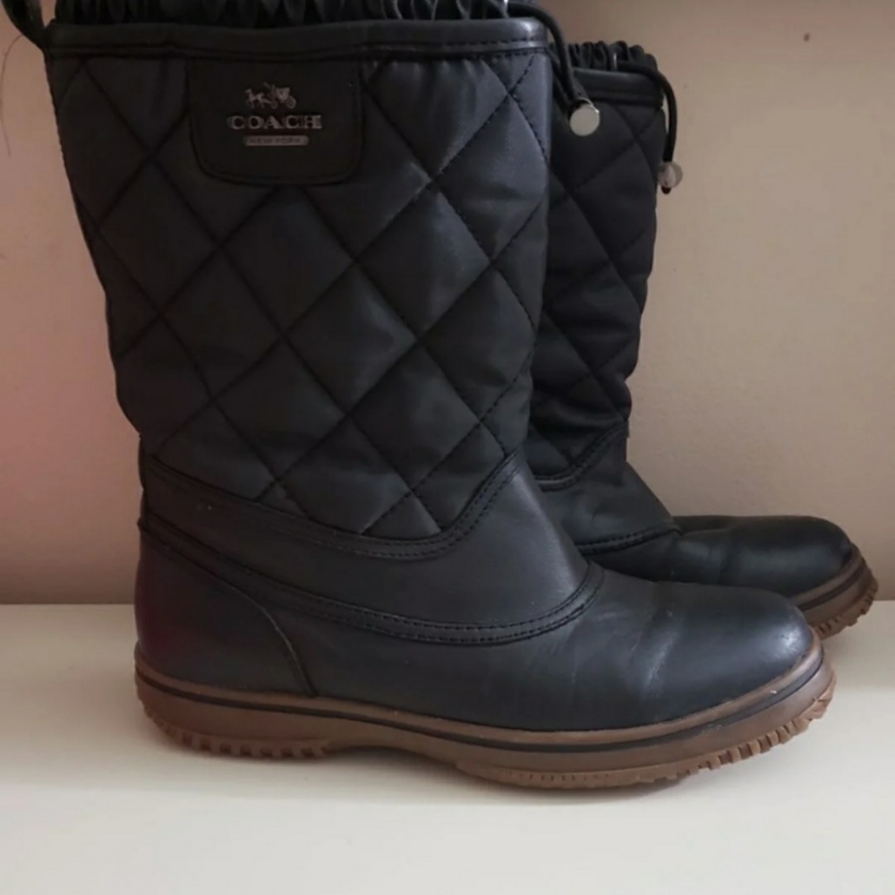 Coach boots